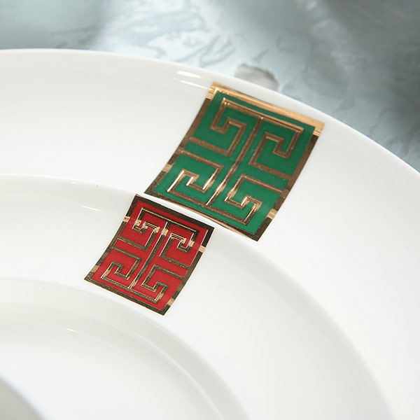 中式回紋骨瓷擺臺(tái)餐具